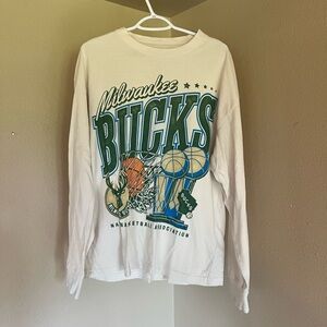 Abercrombie & Fitch Milwaukee Bucks Long Sleeve T-shirt